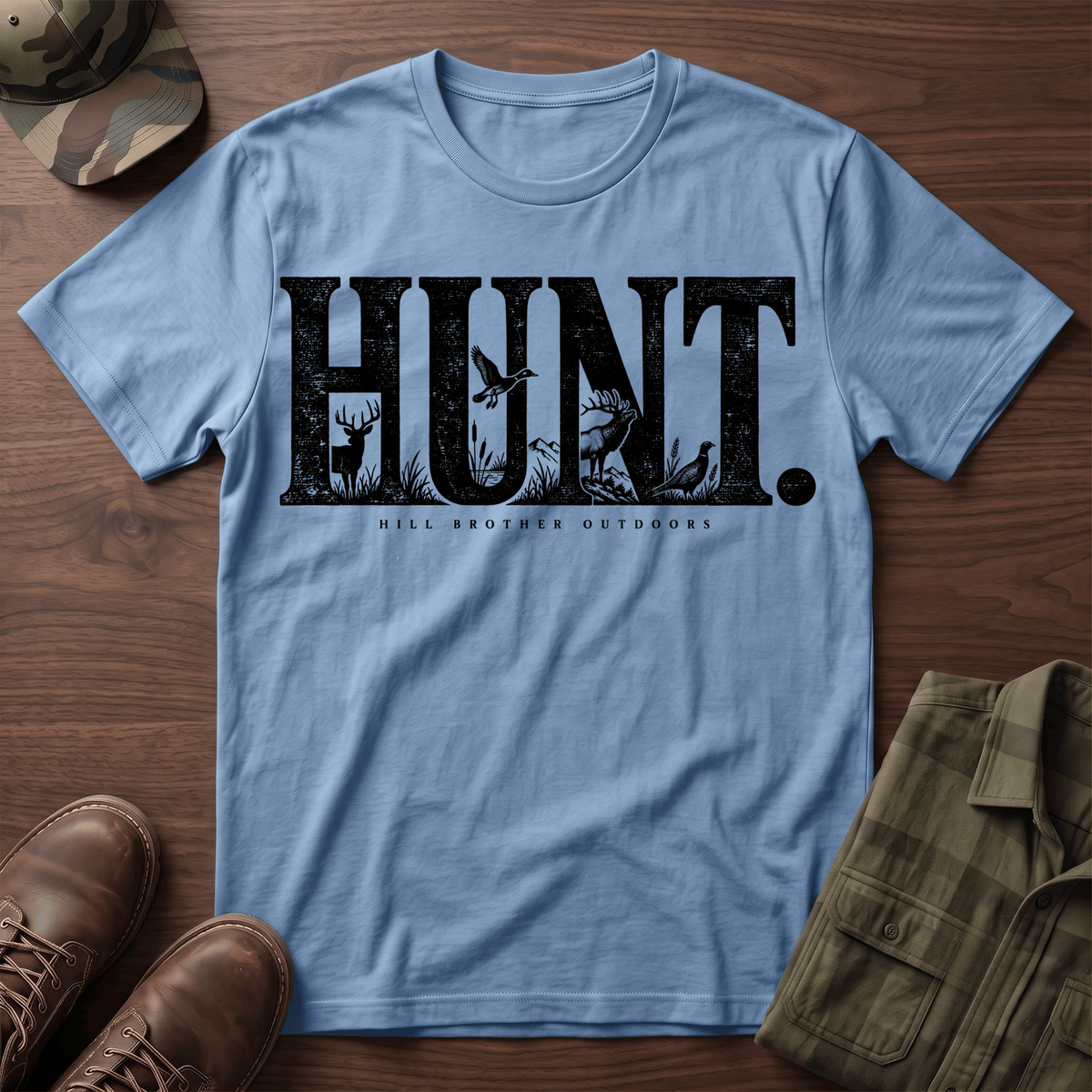 HUNT. T-Shirt